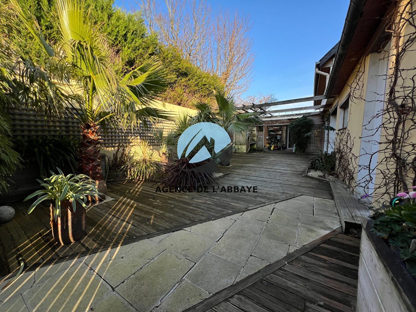 Agence immobilière de AGENCE DE L'ABBAYE