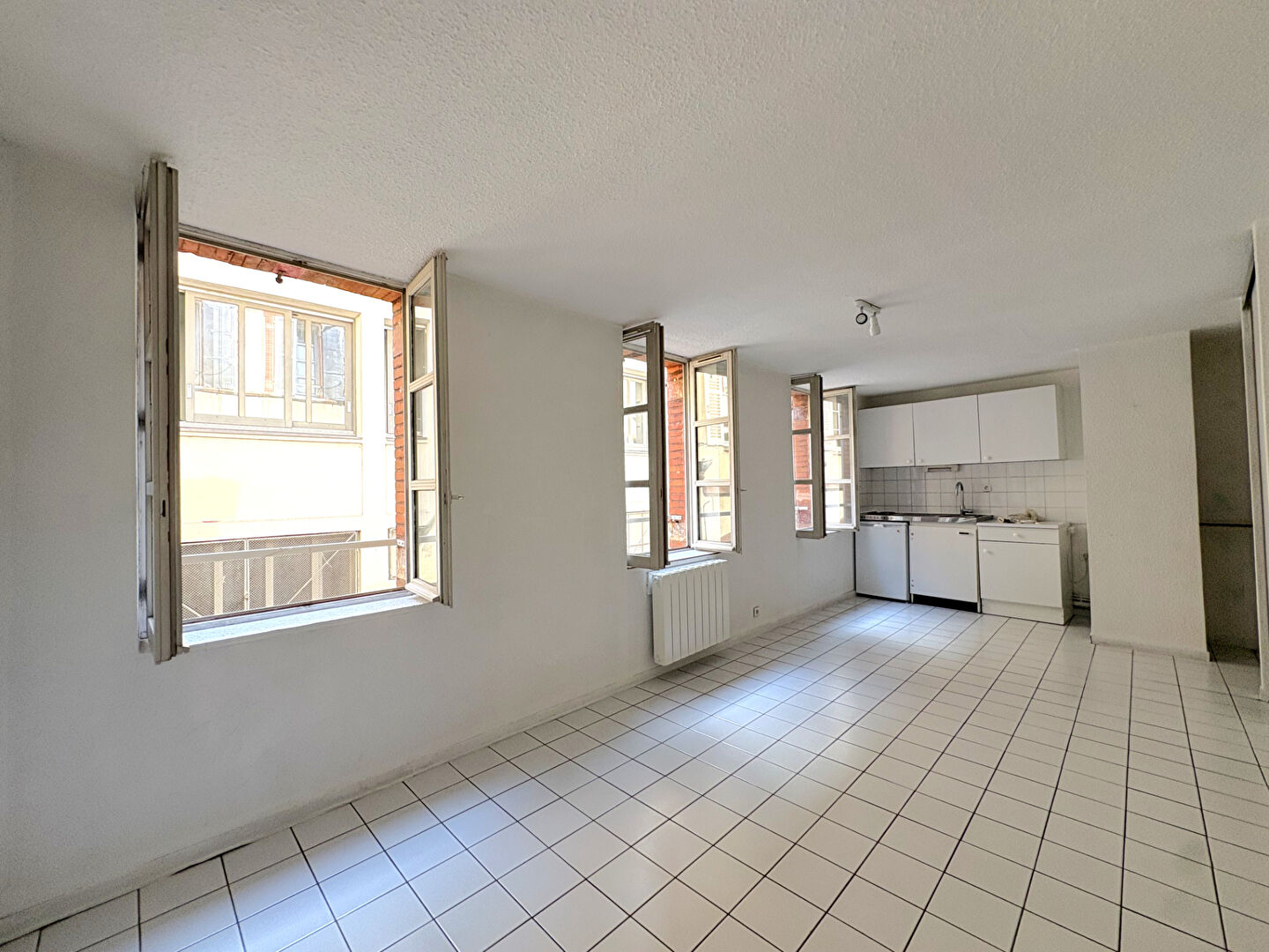 Agence immobilière de 
 PALADIA IMMO - PALADIA 
