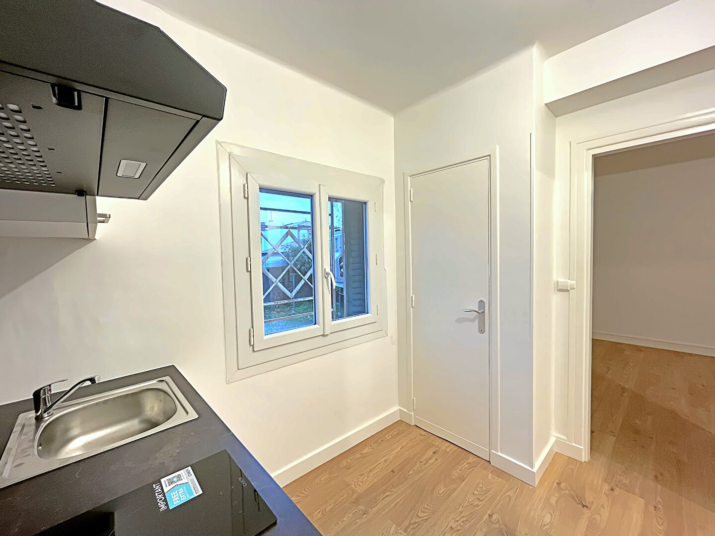 Photo Toulouse  - Avenue de Lardenne T3 entièrement rénové de51.42 m2 avec climatisation et garage. image 4/6