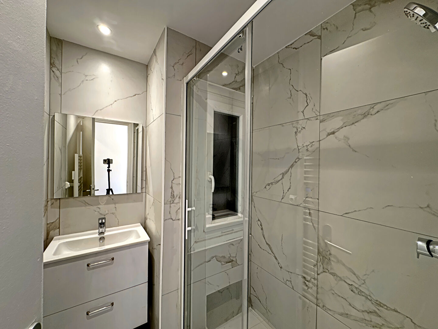 Photo Toulouse  - Avenue de Lardenne T3 entièrement rénové de51.42 m2 avec climatisation et garage. image 5/6