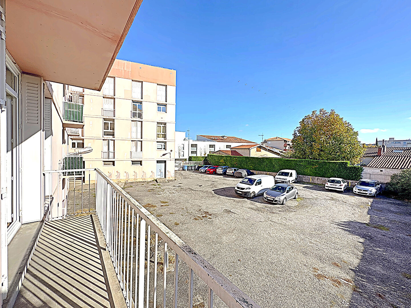 Photo TOULOUSE - SOUPETARD - Agréable T4 traversant avec balcon et parking image 5/6