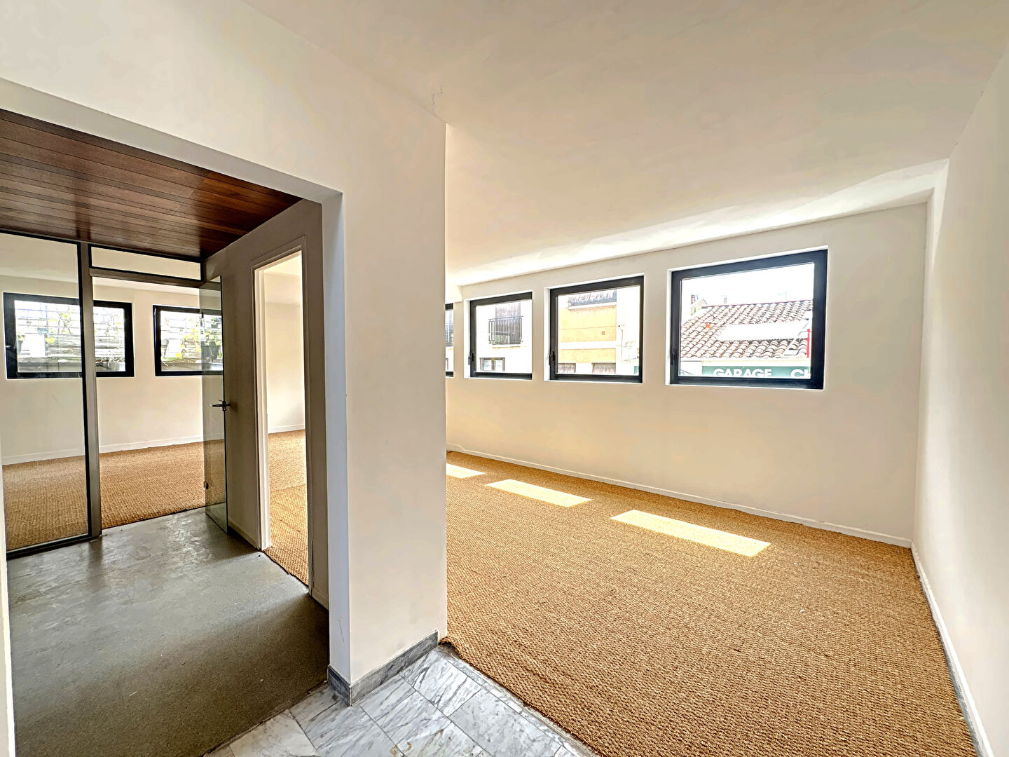 Photo TOULOUSE - Les Chalets - Plateau à aménager en T3/4 avec terrasse de 84 m². image 4/6