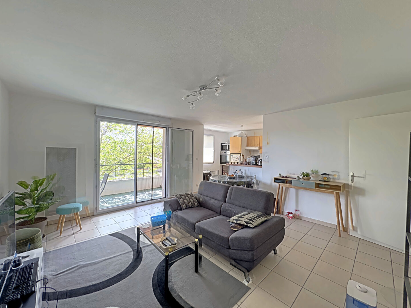 Photo LAUNAGUET - T3 avec parking, balcon image 3/6