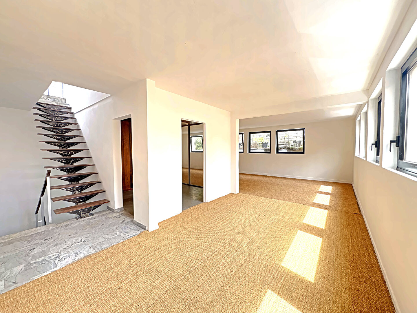 Agence immobilière de 
 PALADIA IMMO - PALADIA 
