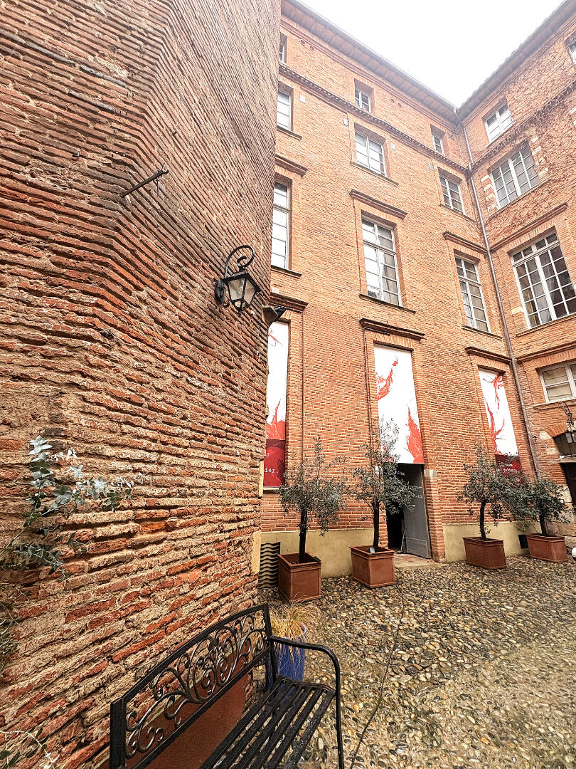 Agence immobilière de 
 PALADIA IMMO - PALADIA 
