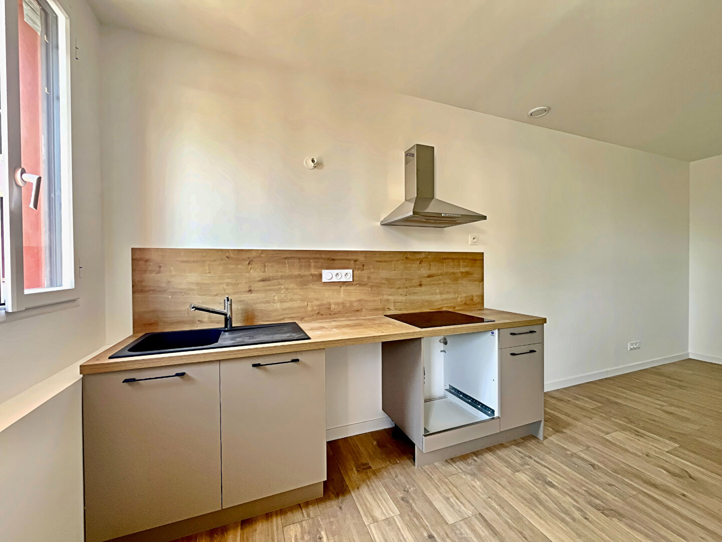 Agence immobilière de 
 PALADIA IMMO - PALADIA 
