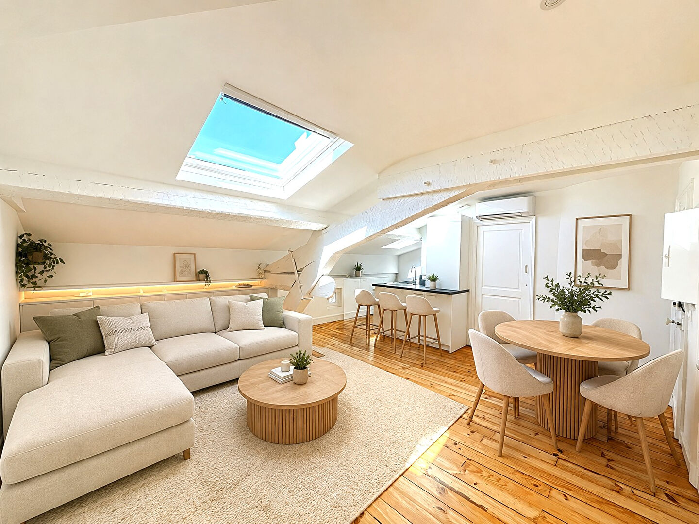 Agence immobilière de 
 PALADIA IMMO - PALADIA 
