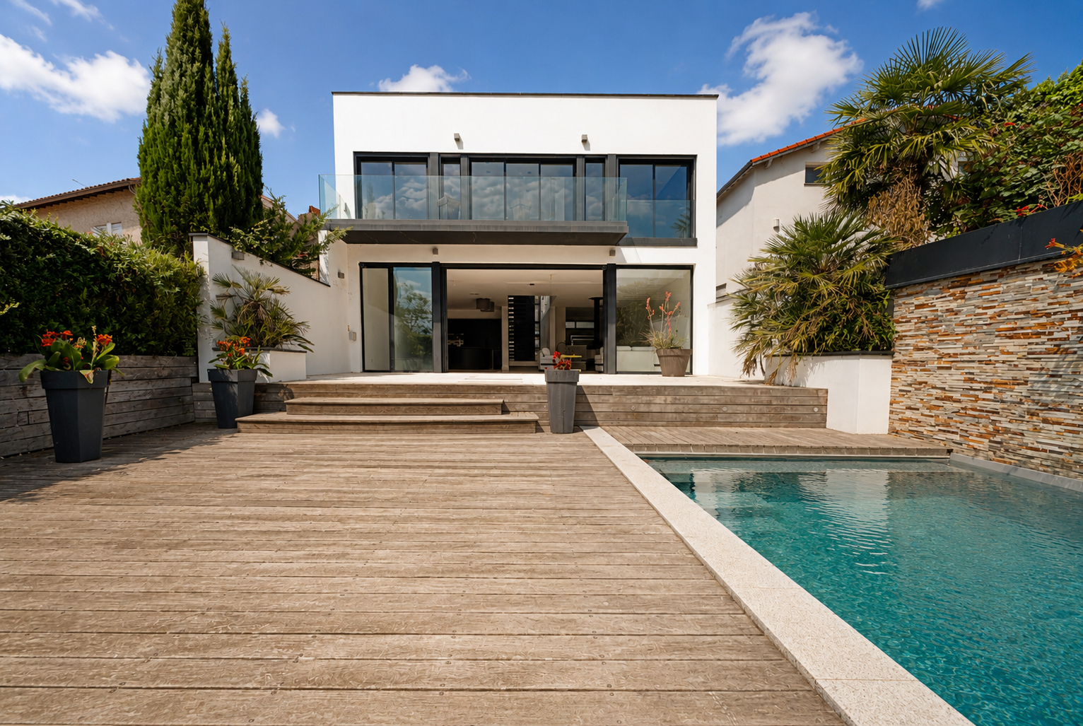 Agence immobilière de 
 PALADIA IMMO - PALADIA 
