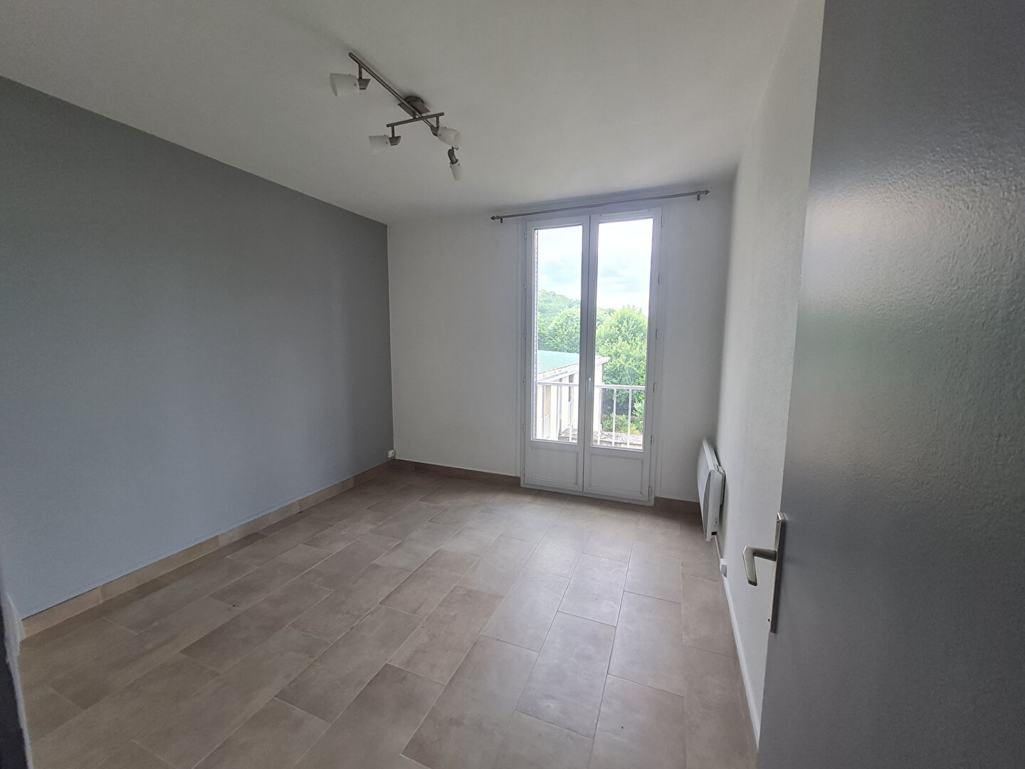 Appartement Montereau Fault Yonne 2 pièce(s)