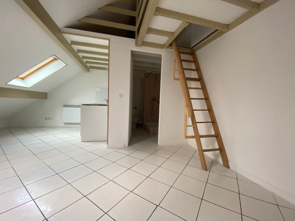 STUDIO MONTEREAU