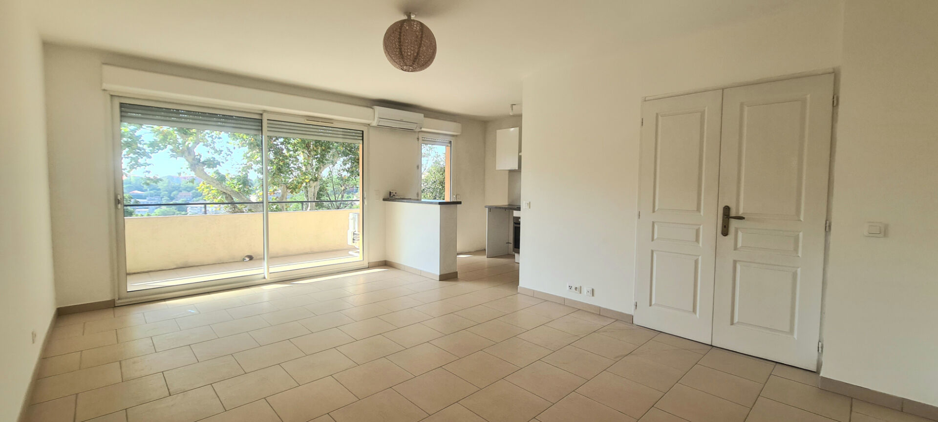 Appartement Grasse 2 pièce(s) 46.68 m2