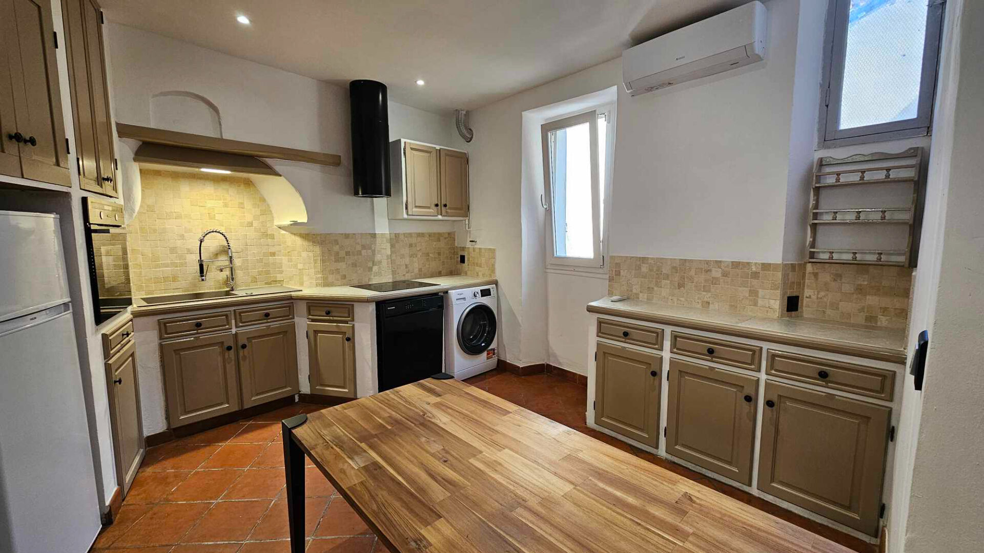 Appartement Grasse 3 pièce(s) 59.98 m2 VENDU LOUE