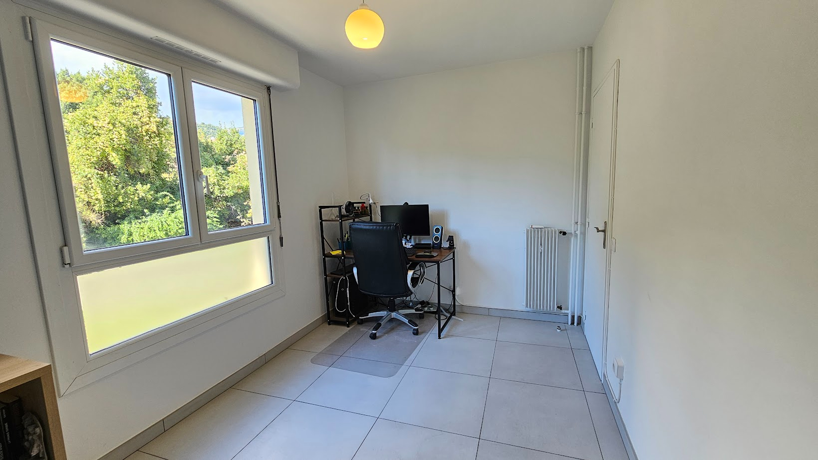 Photo Appartement Grasse 4 pièce(s) 77 m2 image 5/6