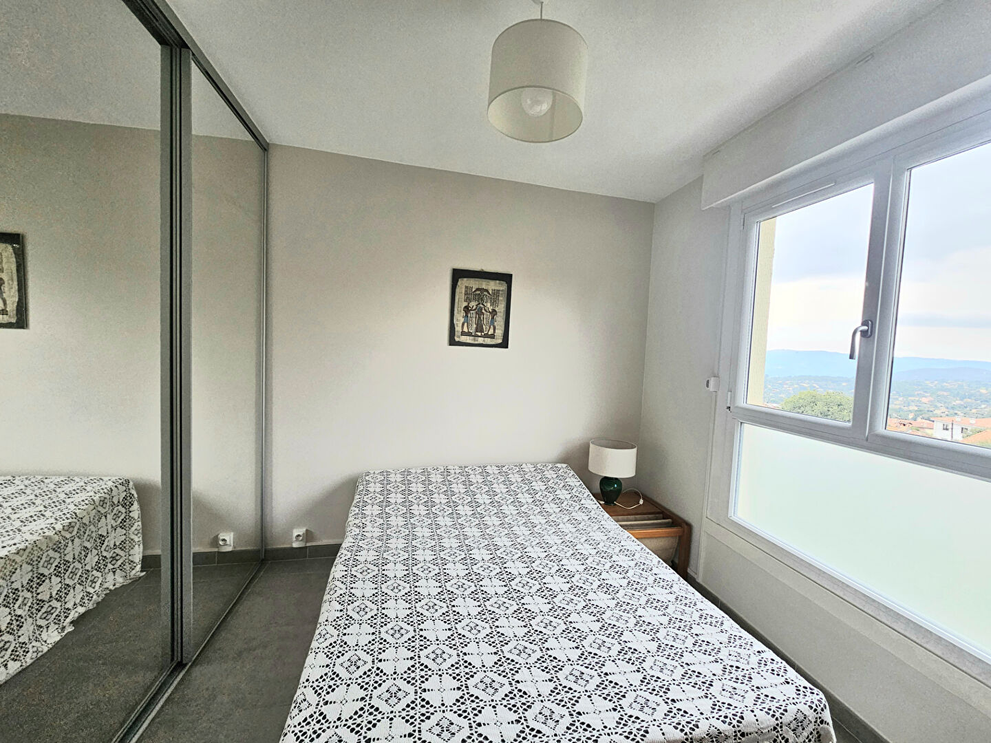 Photo Appartement Grasse 3 pièce(s) 78 m2 image 6/6