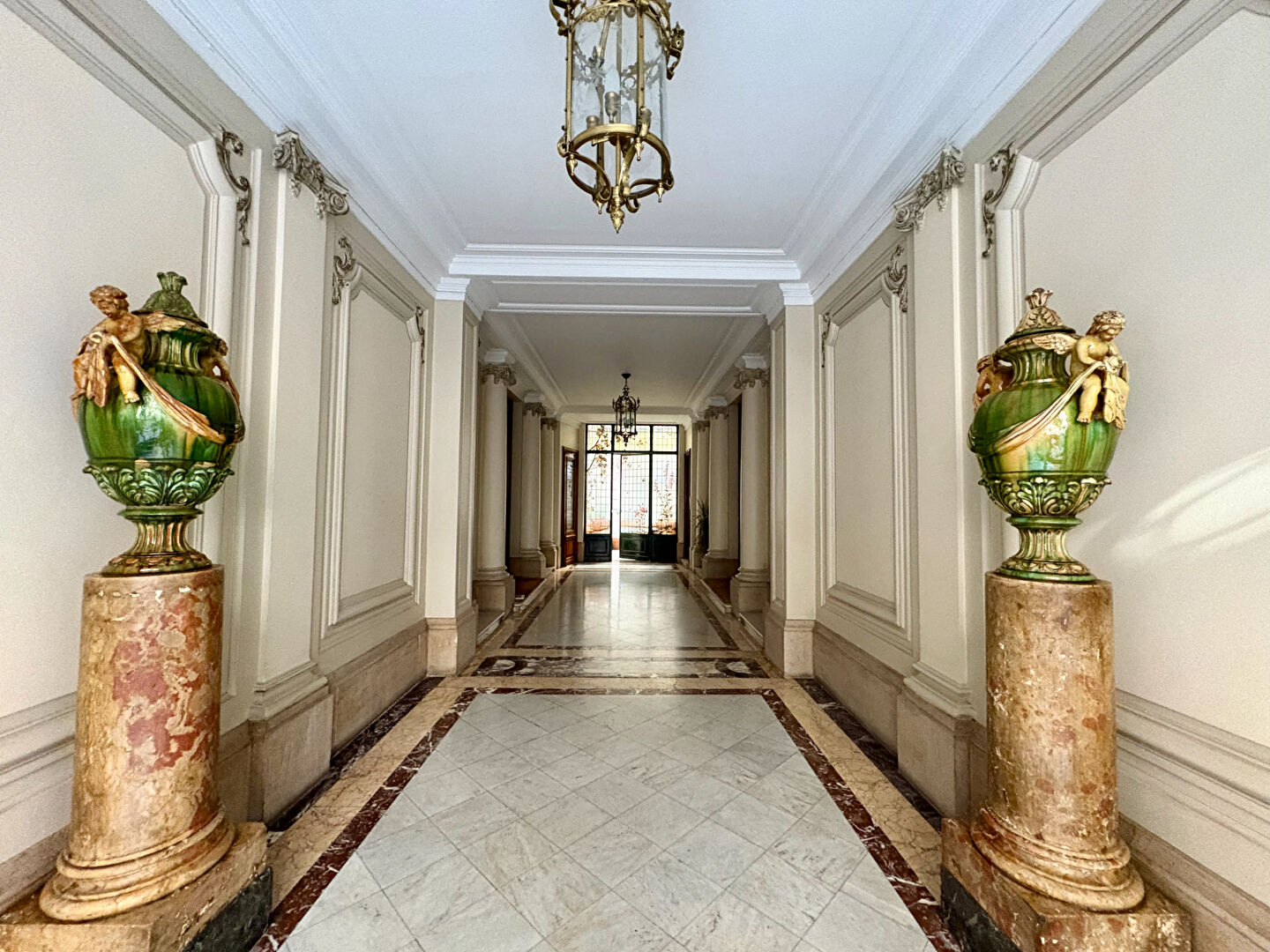 Agence immobilière de 56PARIS REAL ESTATE