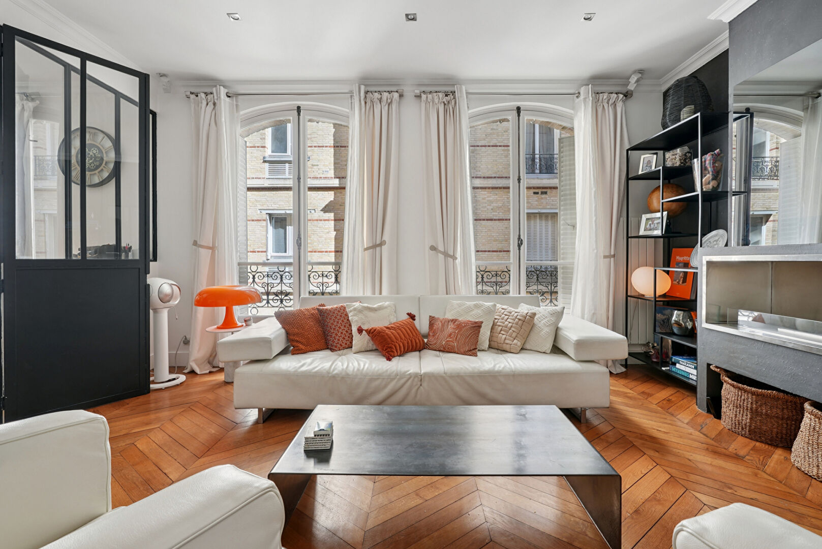 EXCLUSIVITÉ  Appartement familial rénové  Trocadéro / Avenue Georges Mandel Paris 16e