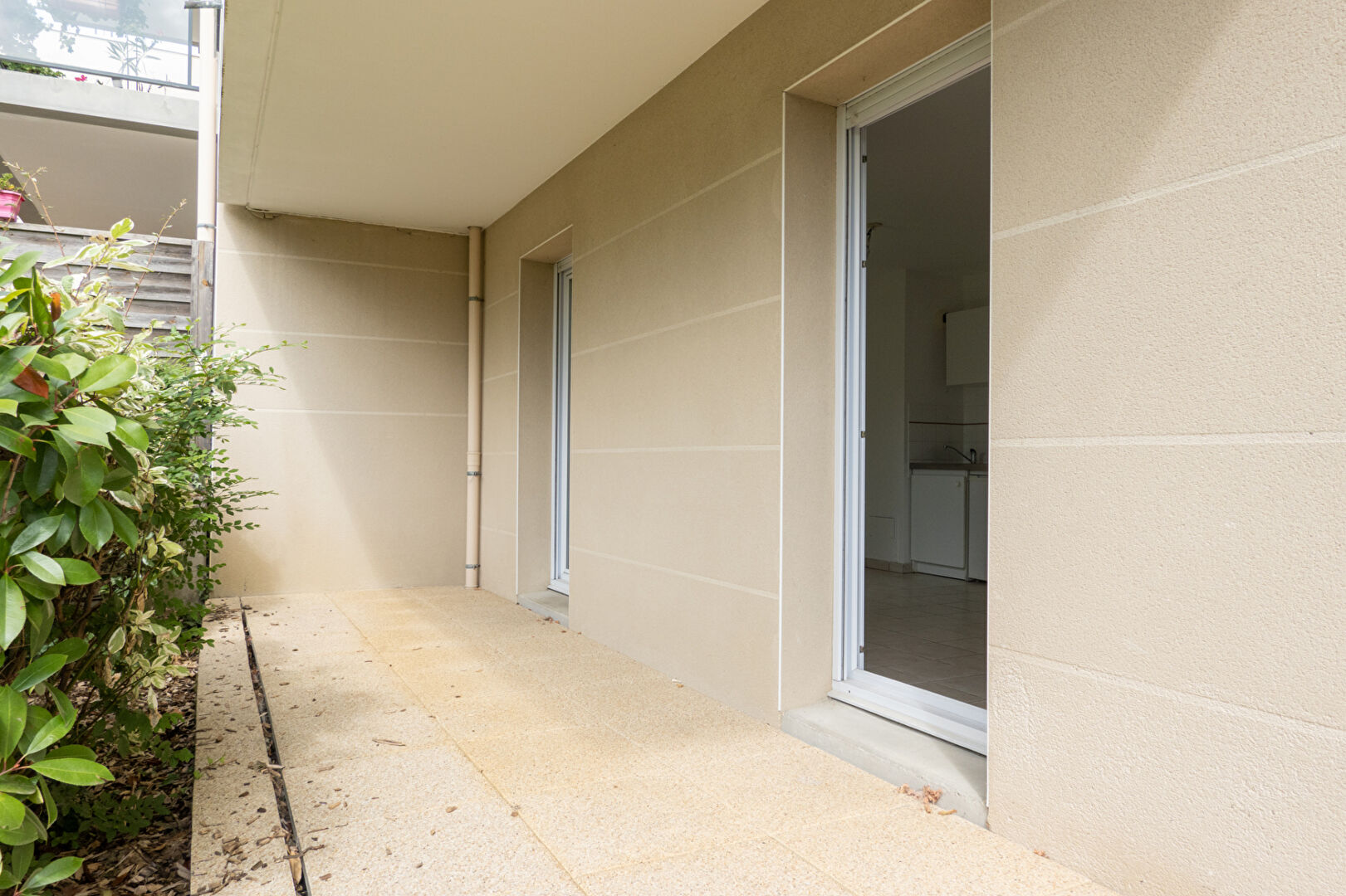 Photo Rue des Acacias - Appartement situé au rez-de-chaussée image 5/5