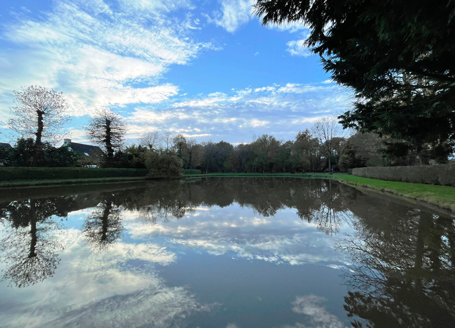 Photo Terrain de loisir avec 2 étangs 8950 m2 image 5/6