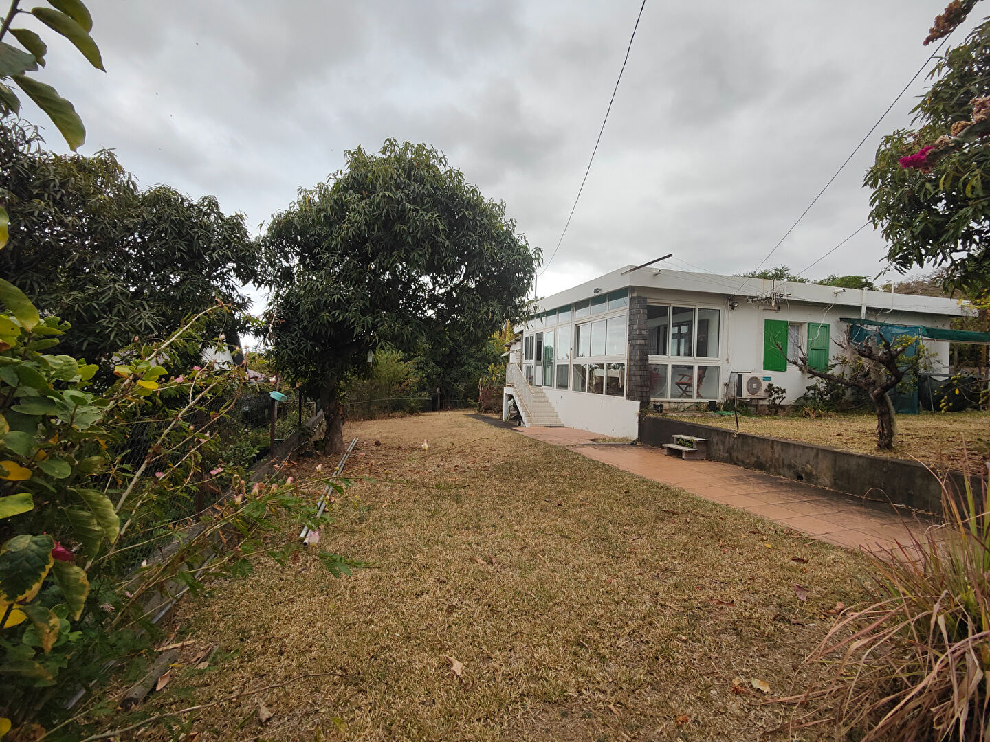 Maison type SATEC LA POSSESSION à 170m d'altitude - REF 251924