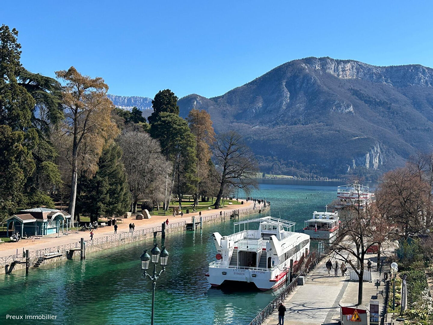 T4 Annecy face au lac 110 m²