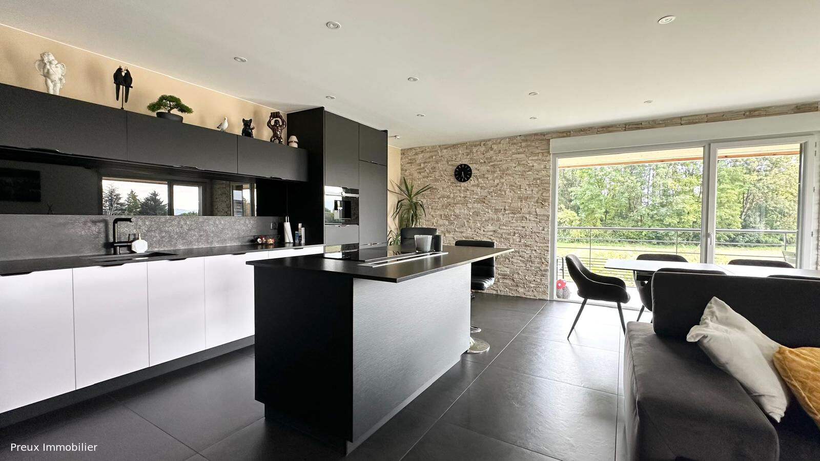 Photo Appartement Metz Tessy 3 pièces 90 m2 image 2/6