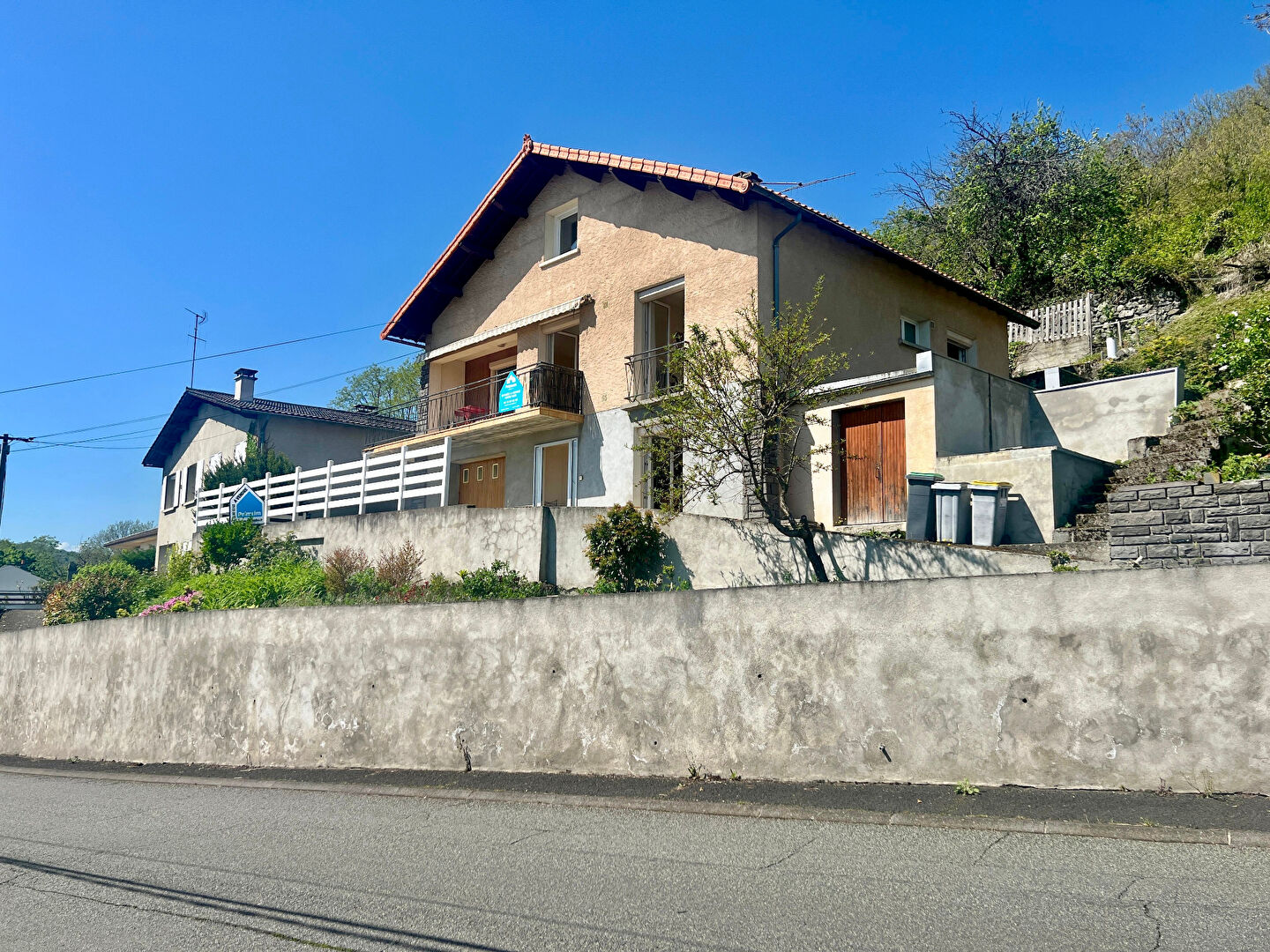 Photo BLANZAT / Maison à vendre aux portes de Clermont-Ferrand ! image 2/6