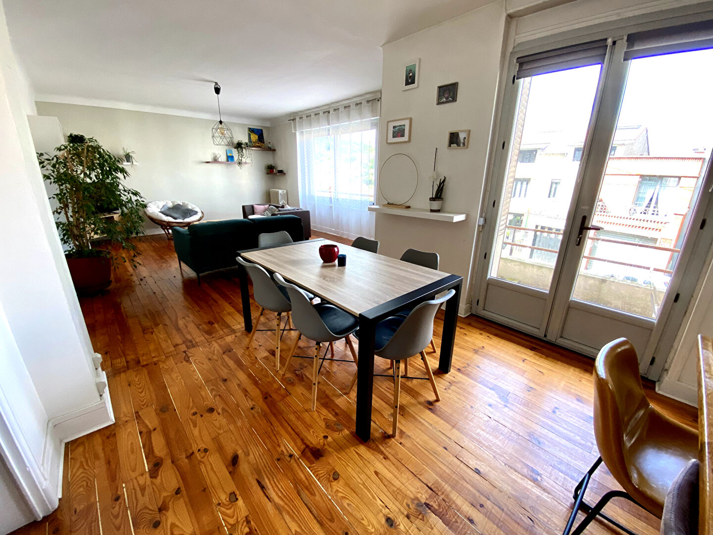 CLERMONT-FERRAND limite BEAUMONT / Grand T3 meublé - Terrasses et parking