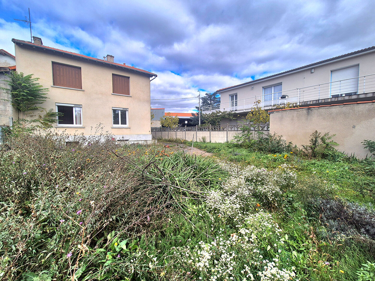 Photo CLERMONT-FERRAND / Ensemble immobilier à fort potentiel sur 611 M2 de terrain ! image 5/6