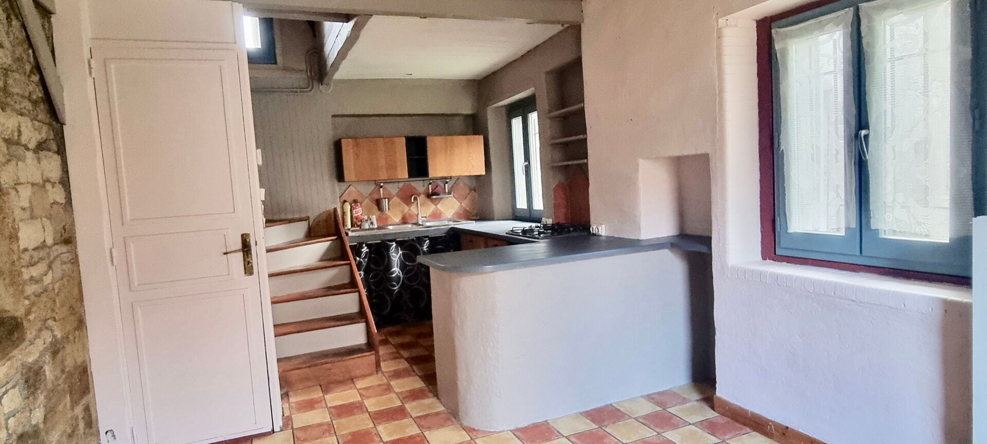 Photo ESPIRAT / Maison à louer au coeur du Fort Villageois - Proche Pont-du-Château image 4/6