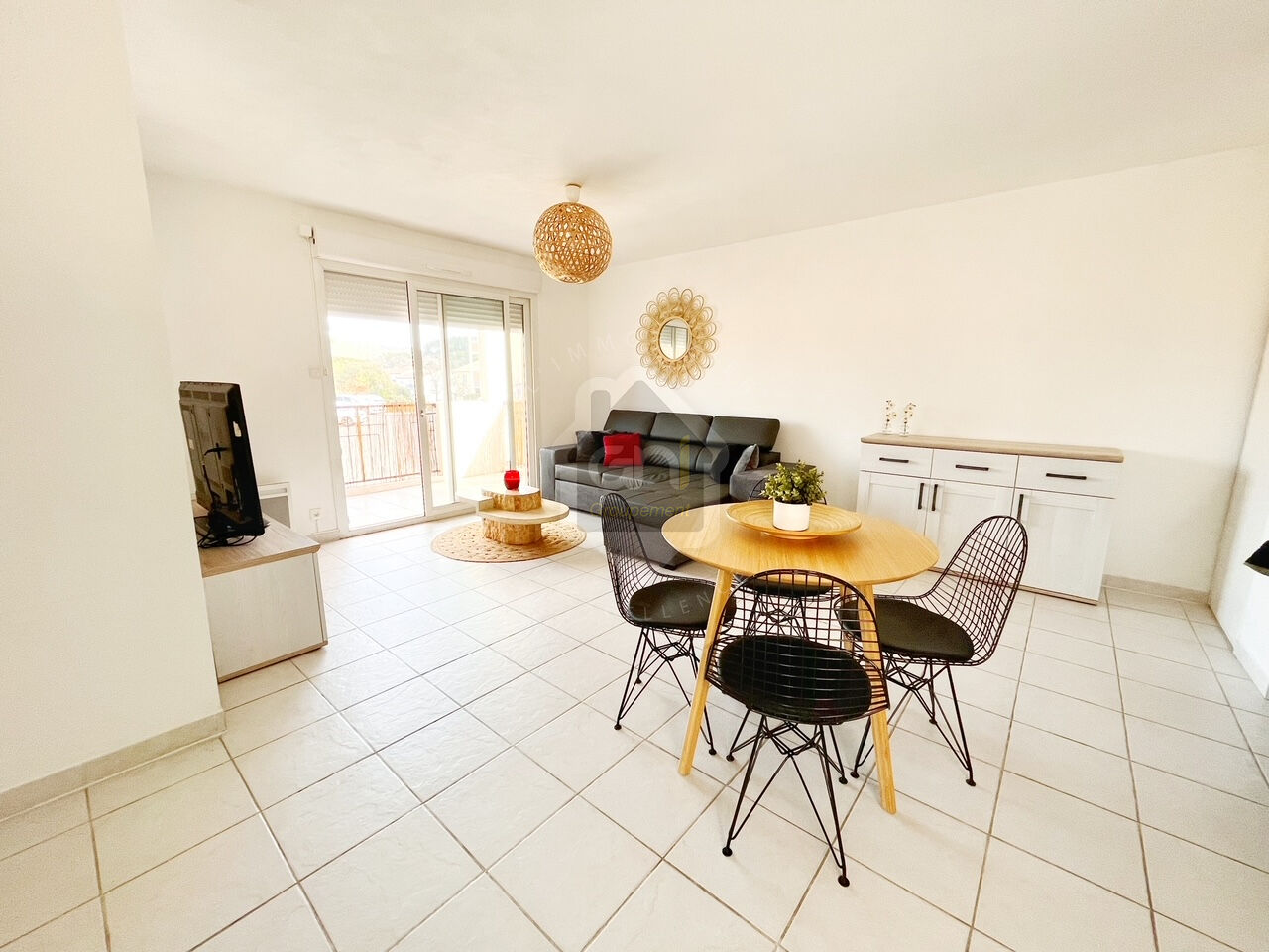 Agence immobilière de IMMOBILIERE LES CIGALES - Agence de Provence