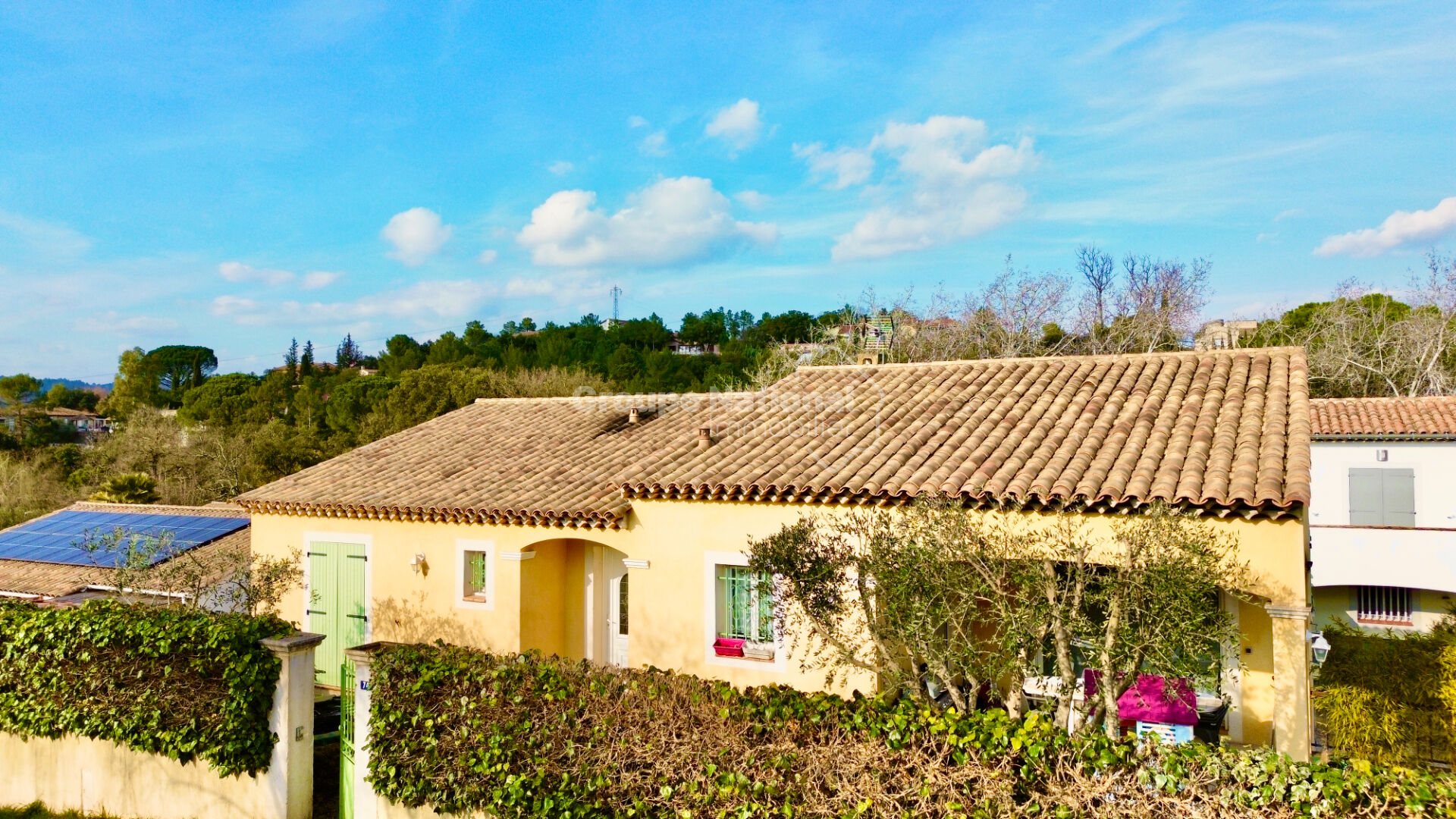Agence immobilière de IMMOBILIERE LES CIGALES - Agence de Provence