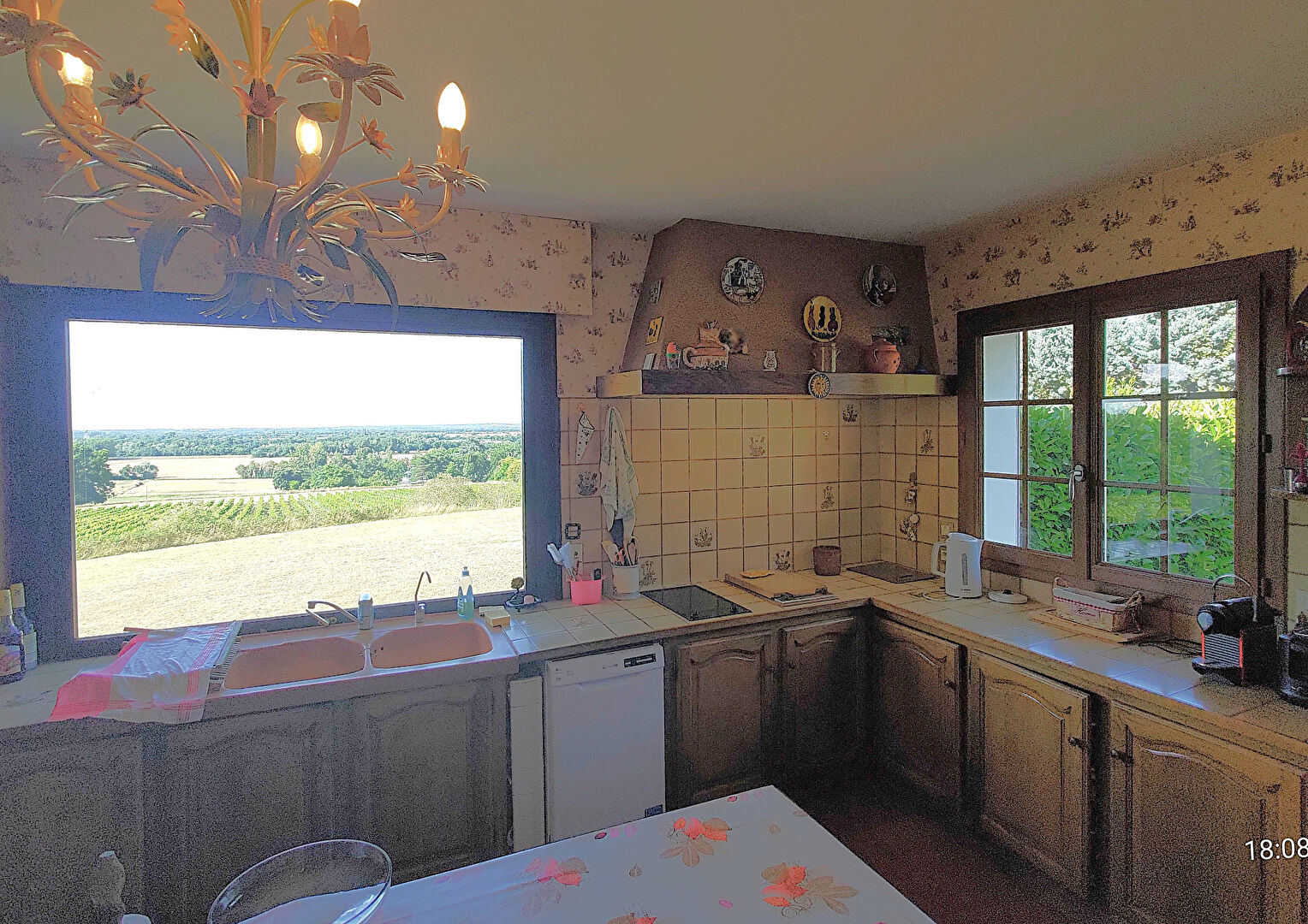 Agence immobilière de 
 QUE DES BELLES MAISONS - Que des Belles Maisons 
