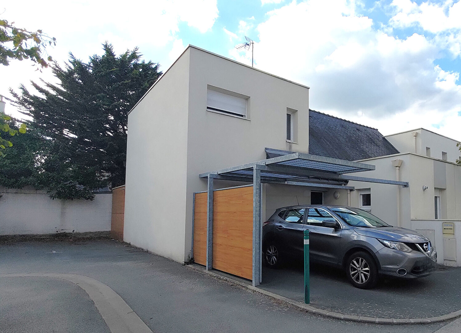 Agence immobilière de 
 QUE DES BELLES MAISONS - Que des Belles Maisons 
