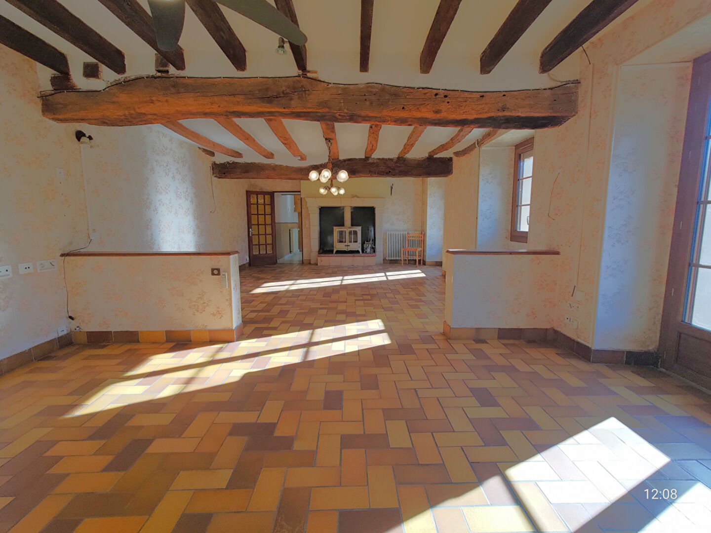 Agence immobilière de 
 QUE DES BELLES MAISONS - Que des Belles Maisons 
