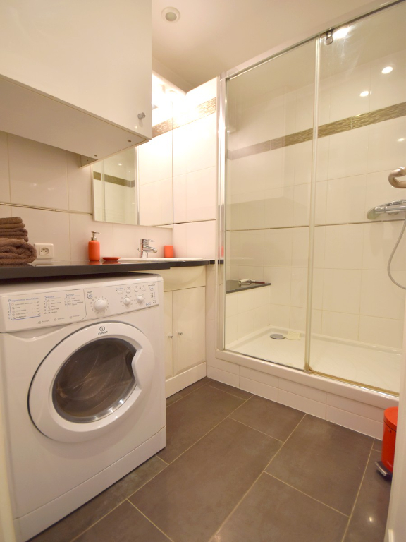 Photo Studio meublé 30.61M² image 4/6