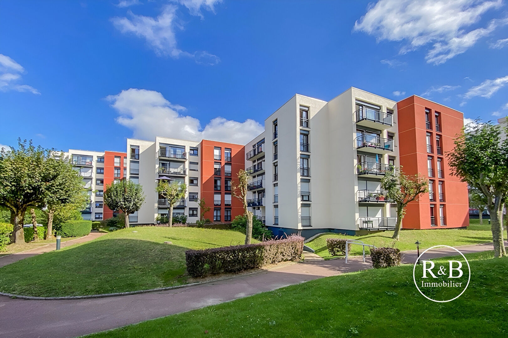 Agence immobilière de R, B Immobilier