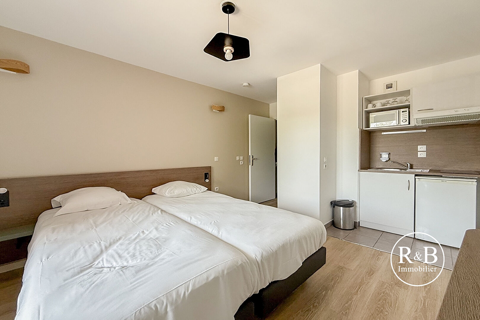 Photo Appartement Saint Cyr L Ecole 1 pièce(s) 20.27 m2 image 2/6