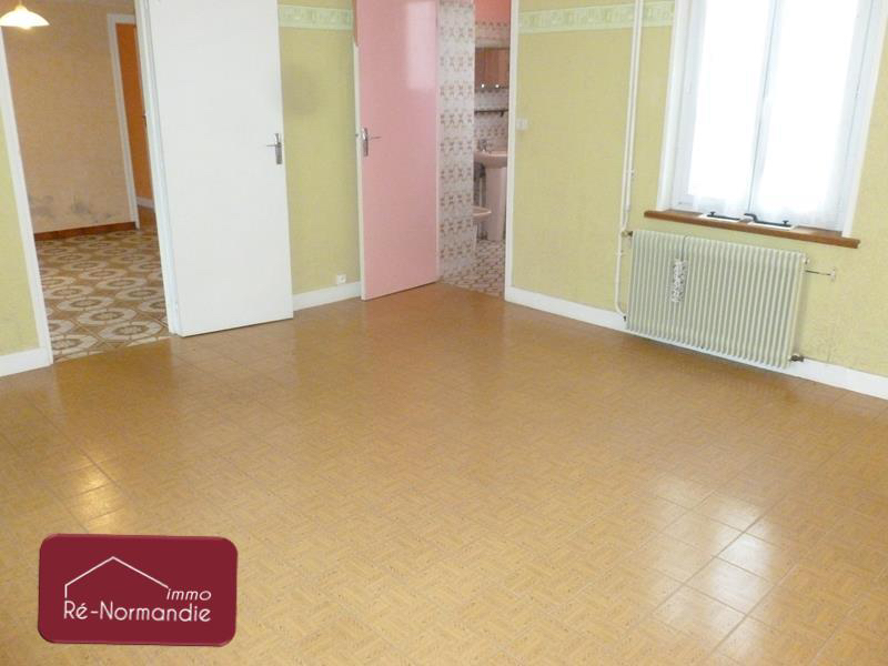 Photo MAISON NORMANDE - PLAIN-PIED DE 73 M2 + GRENIER AMENAGEABLE - TERRAIN CLOS DE 1370 M2 image 6/6