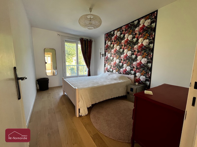 Photo Très bel appartement entièrement rénové . Bernay (1km Gare) . 2 chambres . Balcon - Cave et Grenier image 6/6