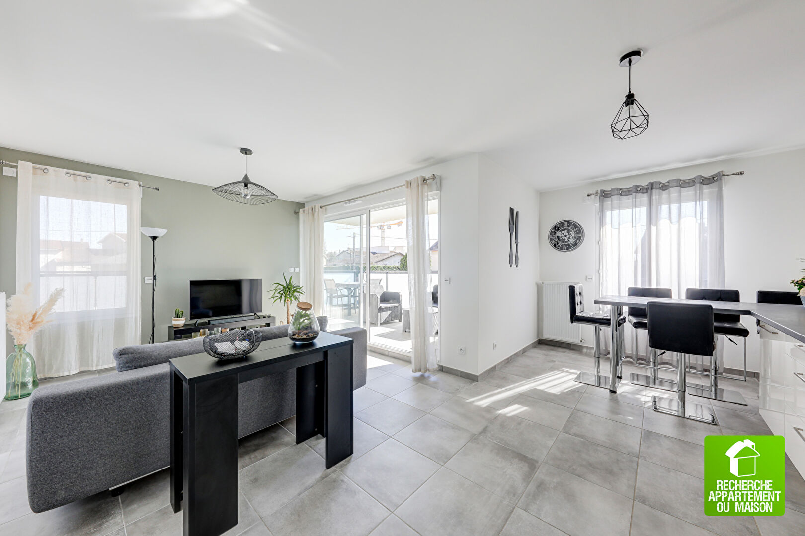 Photo BEAU T3 DE 67M2 ET SON GRAND BALCON DE 16 M2 image 2/6