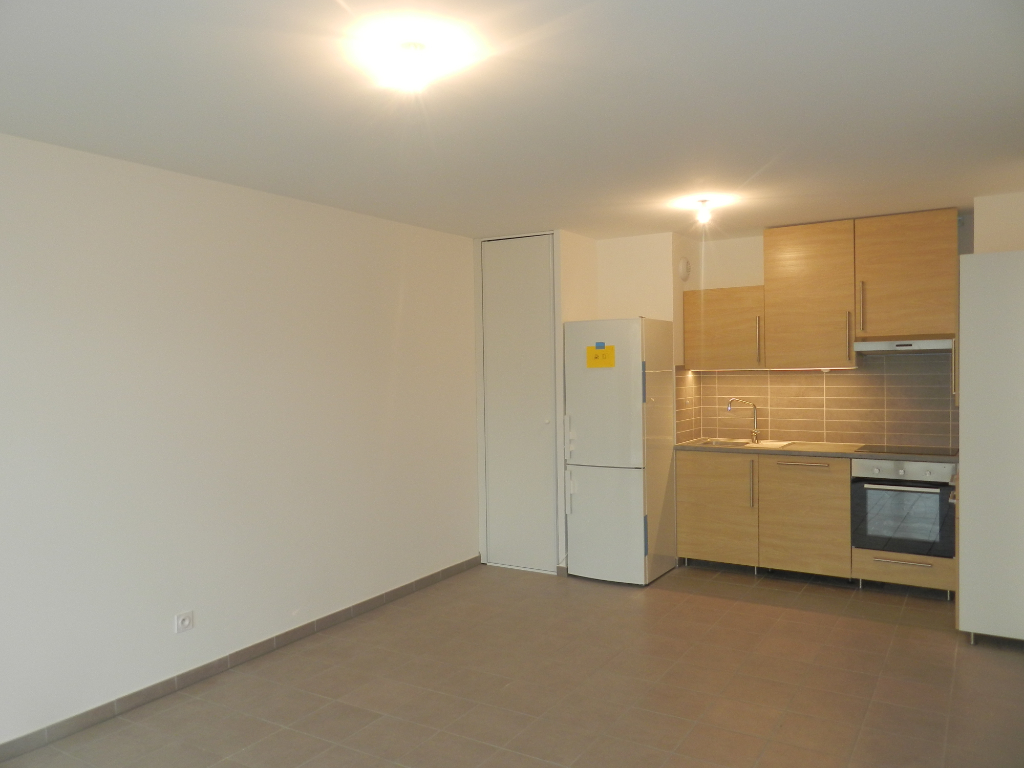 Agence immobilière de 
 REGIE LESCUYER ET ASSOCIES Lyon 6eme - REGIE LESCUYER ET ASSOCIES 
