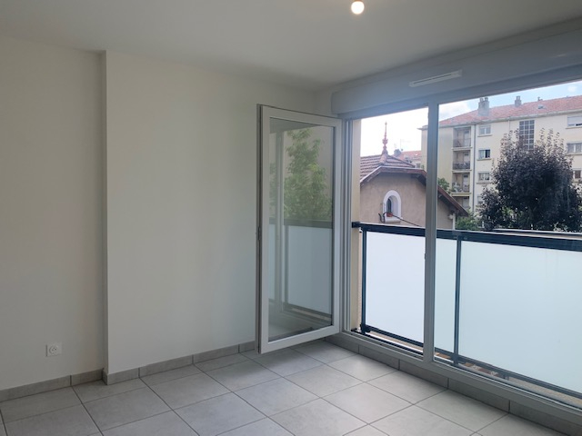 Agence immobilière de 
 REGIE LESCUYER ET ASSOCIES Lyon 6eme - REGIE LESCUYER ET ASSOCIES 
