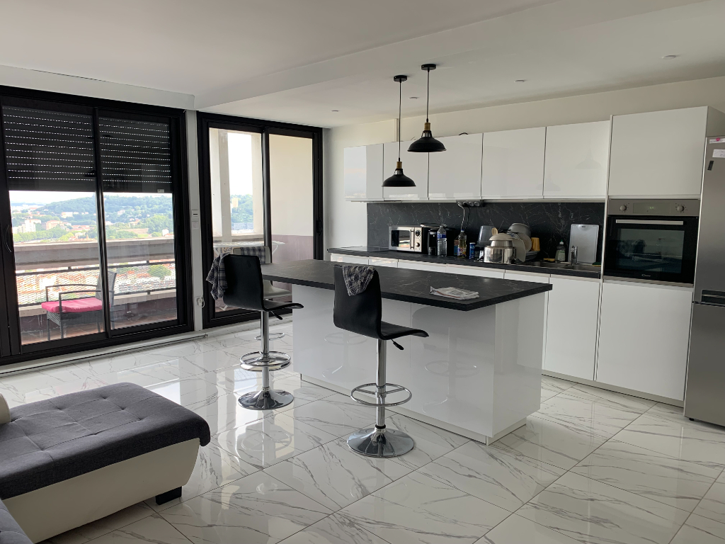 Agence immobilière de 
 REGIE LESCUYER ET ASSOCIES Lyon 6eme - REGIE LESCUYER ET ASSOCIES 
