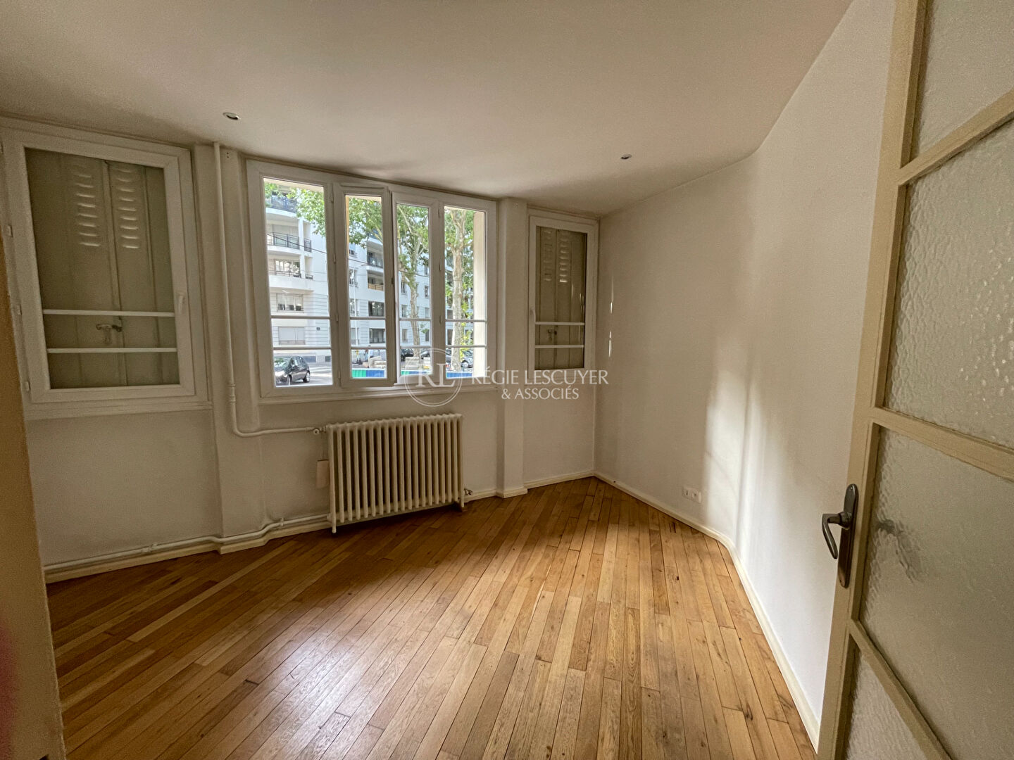 Photo F2 - 66 RUE DU LAC  69003 LYON image 2/6