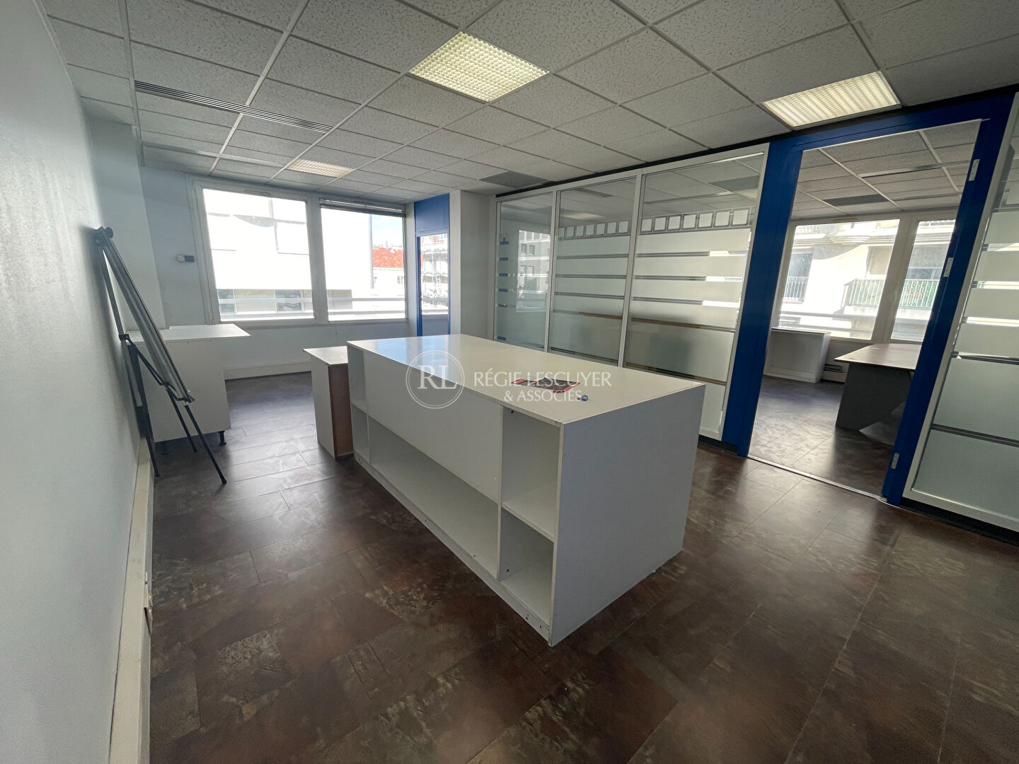 BUREAUX 90 m² - RUE JABOULAY 69007 LYON