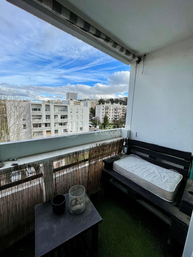 Agence immobilière de 
 REGIE LESCUYER ET ASSOCIES Lyon 6eme - REGIE LESCUYER ET ASSOCIES 

