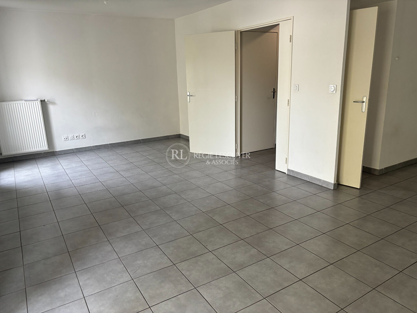 Photo F3 IMPASSE BACONNIER 69100 VILLEURBANNE image 4/6