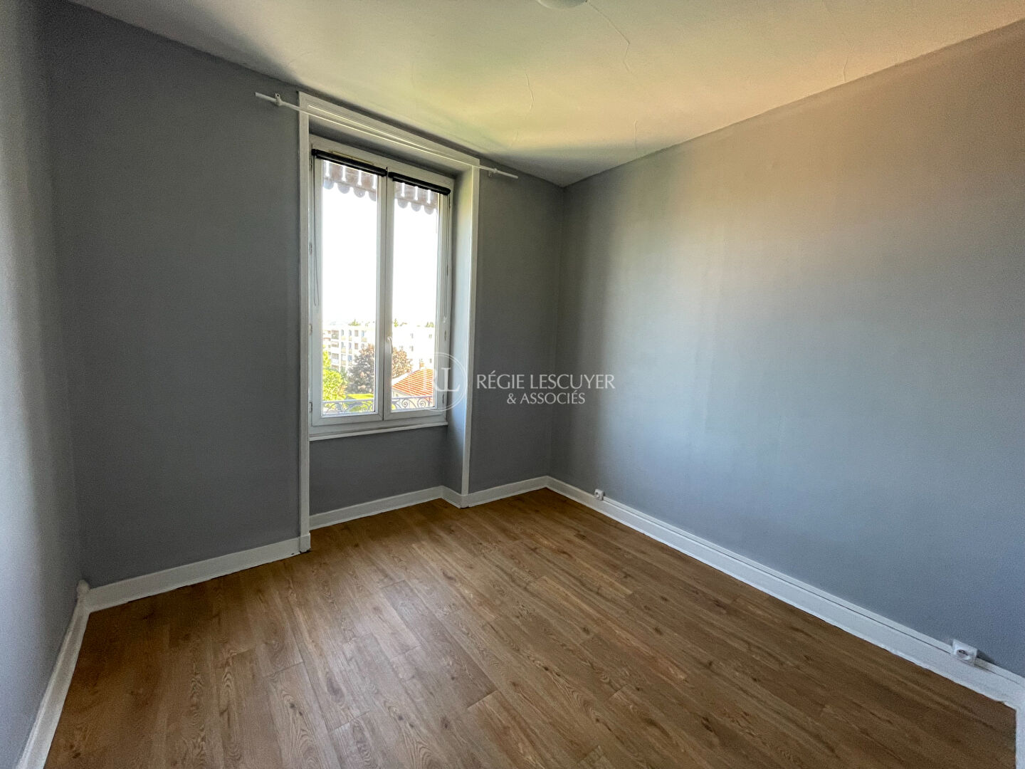 Photo T2 avec jardin image 3/6