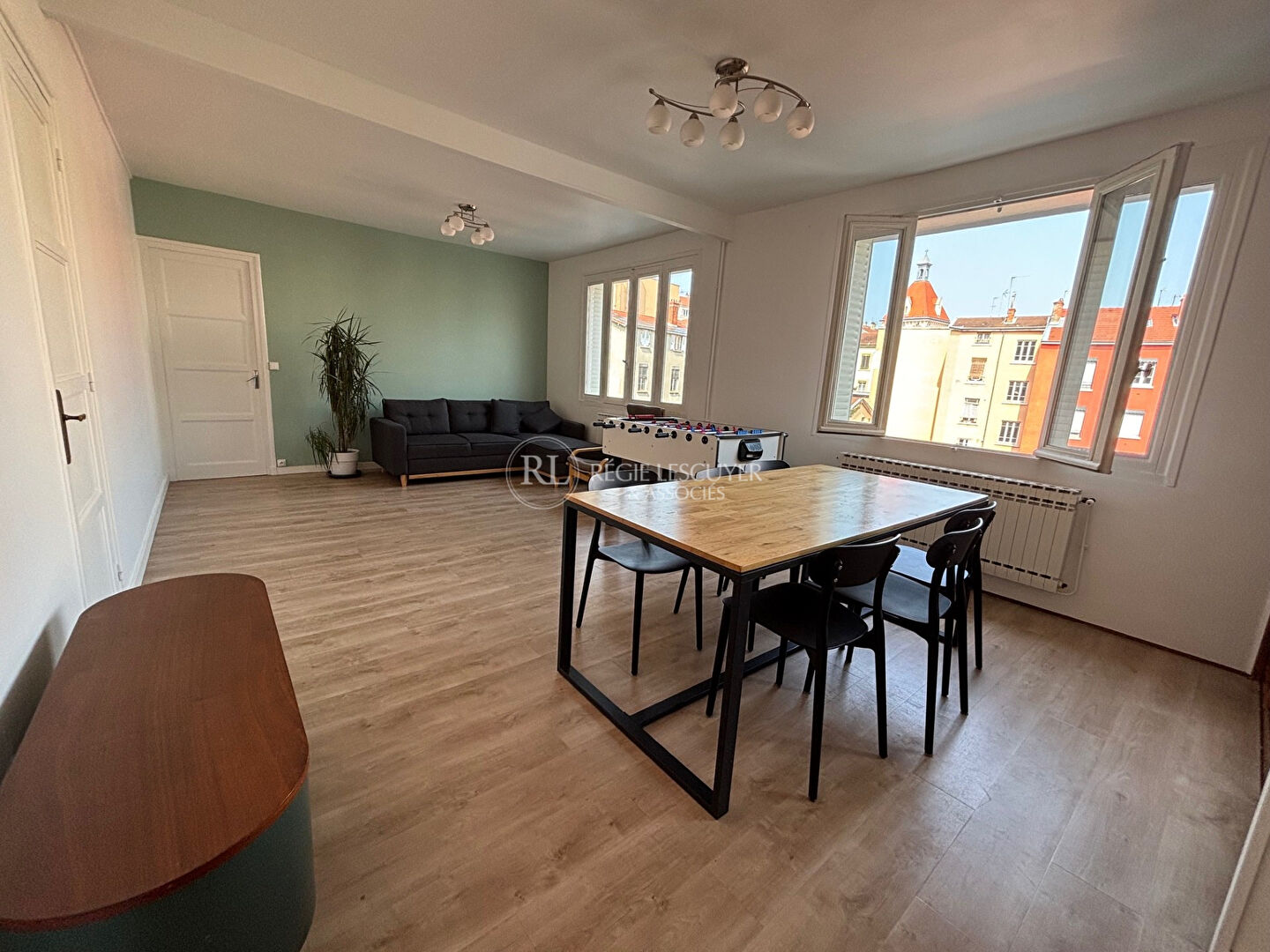 Agence immobilière de 
 REGIE LESCUYER ET ASSOCIES Lyon 6eme - REGIE LESCUYER ET ASSOCIES 
