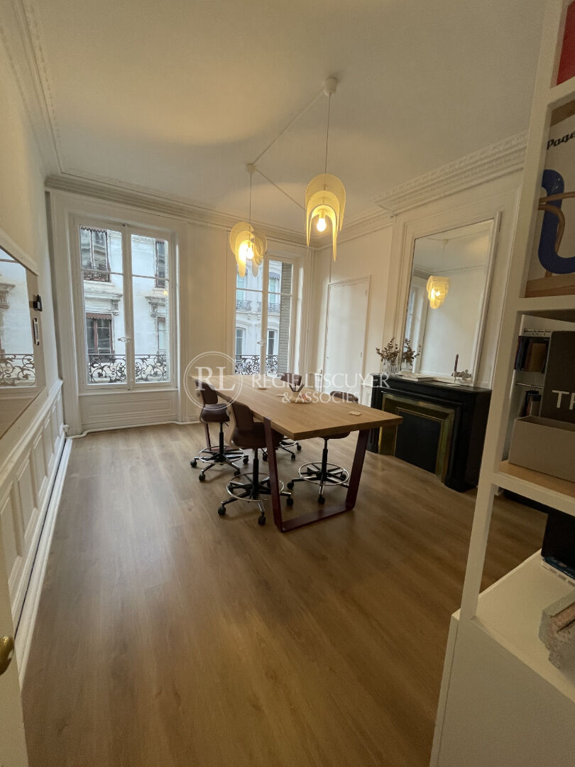 Photo BUREAUX 113.50 m² Rue Grenette 69002 LYON image 4/6